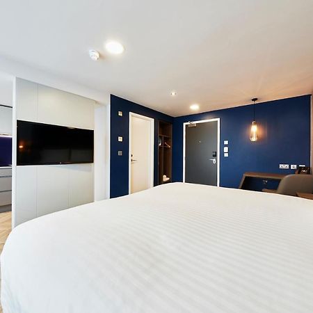 Roomzzz Newcastle City Ngoại thất bức ảnh